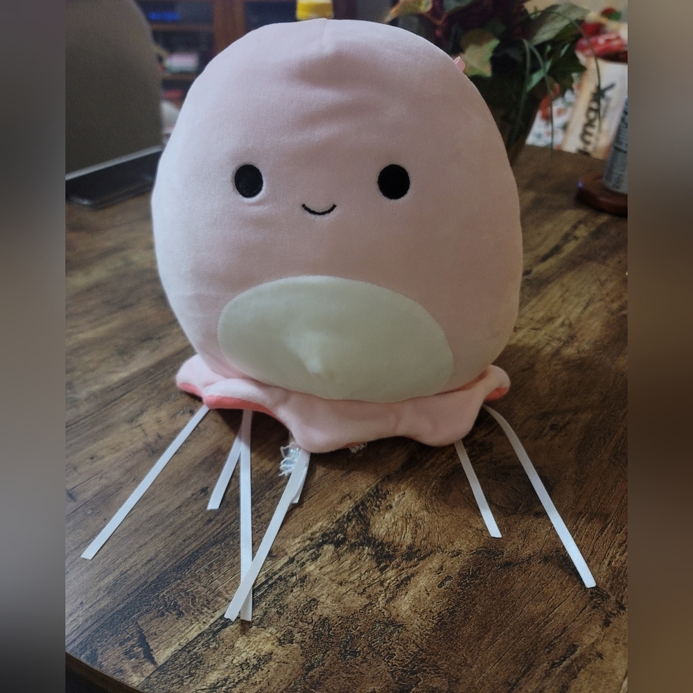 Jayda the Jellyfish Squishmallow